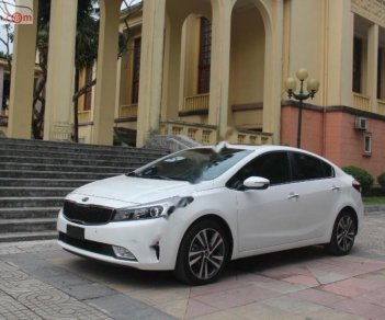 Kia Cerato 2.0 2017 - Bán xe cũ Kia Cerato 2.0 sản xuất năm 2017, màu trắng như mới