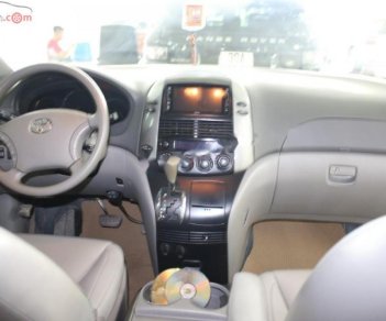 Toyota Sienna LE 3.5 2009 - Cần bán gấp Toyota Sienna LE 3.5 đời 2009, màu bạc, xe nhập  