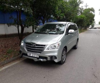 Toyota Innova 2015 - Bán xe Toyota Innova 2015, màu bạc