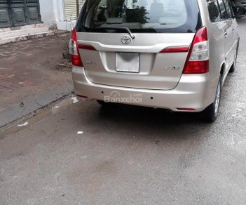 Toyota Innova 2014 - Bán Toyota Innova đời 2014, màu vàng, giá tốt