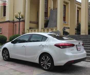 Kia Cerato 2.0 2017 - Bán xe cũ Kia Cerato 2.0 sản xuất năm 2017, màu trắng như mới