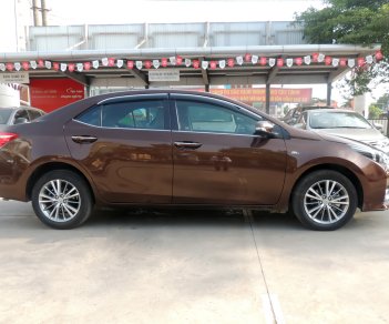 Toyota Corolla altis 1.8G 2017 - Bán ô tô Toyota Corolla altis 1.8G đời 2017, mới 96%