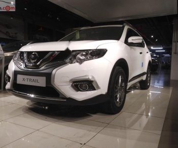 Nissan X trail 2.5 SV Luxury 4WD 2018 - Bán ô tô Nissan X trail 2.5 SV Luxury 4WD đời 2018, màu trắng