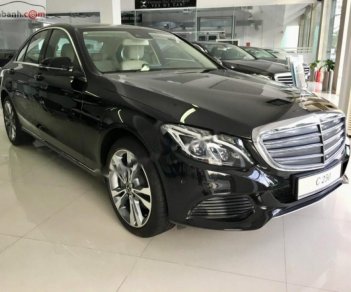 Mercedes-Benz C class C250 Exclusive 2018 - Cần bán xe Mercedes C250 Exclusive sản xuất 2018, màu đen