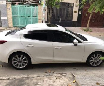 Mazda 3 2.0AT 2016 - Cần bán gấp Mazda 3 2.0AT 2016, màu trắng như mới