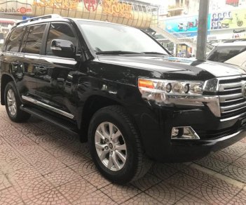 Toyota Land Cruiser 5.7 V8 2015 - Cần bán xe Toyota Land Cruiser 5.7 V8 2015, màu đen, xe nhập như mới