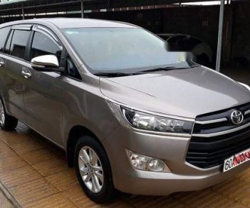 Toyota Innova   MT 2016 - Cần bán lại xe Toyota Innova MT năm 2016, giá tốt