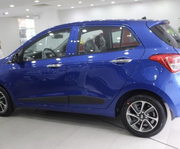 Hyundai Grand i10 1.2 MT 2018 - Bán Hyundai I10 1.2 MT full option màu xanh xe giao ngay, hỗ trợ vay trả góp, Hotline 0903175312