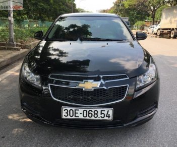 Chevrolet Cruze LS 1.6 MT 2010 - Bán Chevrolet Cruze LS 1.6 MT sản xuất 2010, màu đen chính chủ, giá tốt