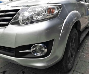 Toyota Fortuner 2.5G   2016 - Cần bán xe Toyota 2.5G năm 2016, máy dầu, màu bạc, 915tr