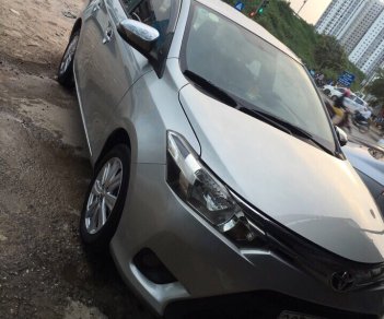 Toyota Vios E 2015 - Cần bán Toyota Vios E 2015, màu bạc, 450 triệu