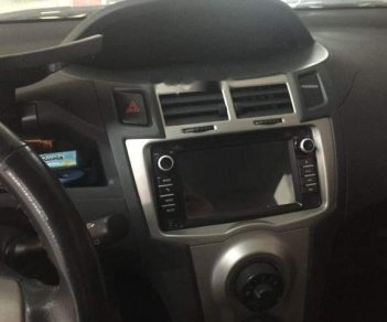 Toyota Yaris    2010 - Cần bán xe Toyota Yaris 2010, màu bạc, nhập khẩu Thái chính chủ