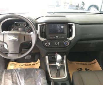 Chevrolet Colorado 2018 - Bán Chevrolet Colorado đời 2018, màu trắng, xe nhập