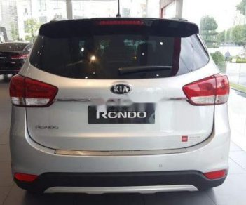 Kia Rondo  GATH 2018 - Bán Kia Rondo GATH đời 2018, màu bạc, mới 100%