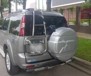 Ford Everest 2.5L 4x2 MT 2014 - Bán Ford Everest 2.5L 4x2 MT 2014, màu xám chính chủ