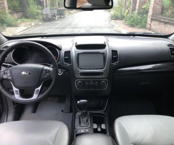 Kia Sorento 2016 - Bán kia Sorento, sx 2016, máy dầu, số tự động, màu xám, mới tinh 