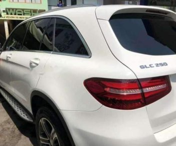 Mercedes-Benz GLC-Class AT 2017 - Cần bán lại xe Mercedes AT sản xuất năm 2017, màu trắng, nhập khẩu