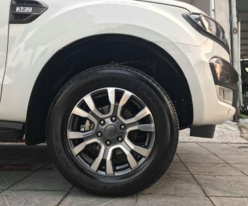 Ford Ranger Wildtrak 3.2L 4x4 AT 2015 - Bán ô tô Ford Ranger Wildtrak 3.2L sản xuất năm 2015 form 2016, nhập khẩu nguyên chiếc, giá cạnh tranh