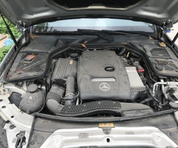 Mercedes-Benz C class C250 Exclusive 2015 - Đổi xe cần bán gấp Mercedes C250 Exclusive sản xuất 2015, chính chủ sử dụng, mua mới từ đầu