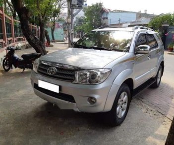 Toyota Fortuner 2009 - Cần bán nhanh xe Toyota Fortuner 2009 tự động