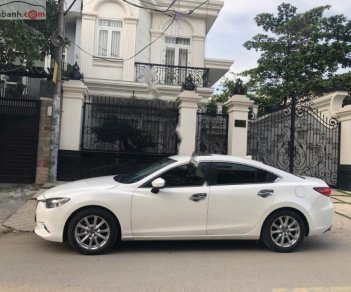 Mazda 6 2.0 AT 2015 - Bán ô tô Mazda 6 2.0 AT sản xuất năm 2015, màu trắng chính chủ