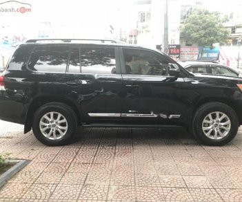 Toyota Land Cruiser 5.7 V8 2015 - Cần bán xe Toyota Land Cruiser 5.7 V8 2015, màu đen, xe nhập như mới