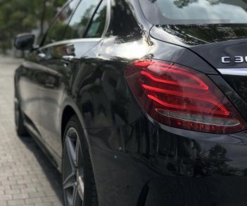 Mercedes-Benz C class C300 AMG 2016 - Bán Mercedes C300 AMG model 2017, màu đen