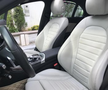 Mercedes-Benz C class C300 AMG 2017 - Cần bán lại xe Mercedes-Benz C300 class năm 2017 màu đen