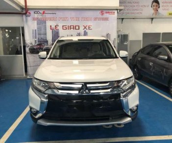 Mitsubishi Outlander 2.0 CVT 2018 - Bán Mitsubishi Outlander 2.0 CVT sản xuất 2018, màu trắng, 807.5tr