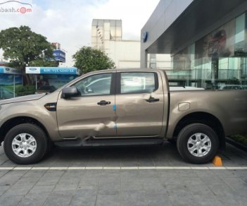 Ford Ranger XLS 2.2L 4x2 MT 2018 - Bán xe Ford Ranger XLS 2.2L 4x2 MT đời 2018, màu vàng, nhập khẩu, giá 630tr