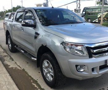 Ford Ranger XLT 2.2L 4x4 MT 2012 - Bán ô tô Ford Ranger XLT 2.2L 4x4 MT năm sản xuất 2012, màu bạc, xe nhập