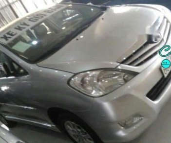 Toyota Innova MT 2010 - Cần bán gấp Toyota Innova MT 2010, máy móc chạy êm ru