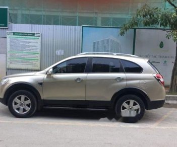 Chevrolet Captiva LT 2009 - Bán Chevrolet Captiva LT đời 2009, màu vàng xe gia đình, giá tốt