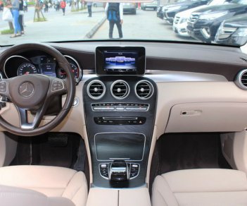 Mercedes-Benz GLC-Class GLC300 AMG 2018 - Cần bán xe GLC 300 AMG chính chủ từ đầu, LH 0912252526