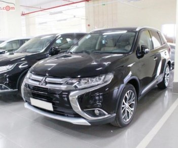 Mitsubishi Outlander 2.4 CVT Premium 2018 - Cần bán Mitsubishi Outlander 2.4 CVT Premium đời 2018, màu đen