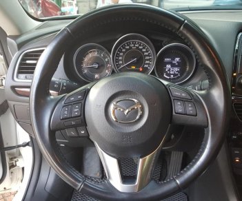 Mazda 6 2.0 AT 2015 - Bán Mazda 6 2.0 sx và đăng ký 2015, 1 chủ đi từ mới, xe gia đình đi rất giữ gìn nên còn rất mới