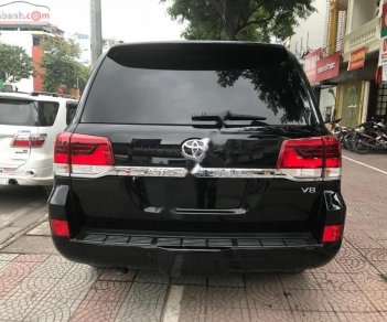 Toyota Land Cruiser 5.7 V8 2015 - Cần bán xe Toyota Land Cruiser 5.7 V8 2015, màu đen, xe nhập như mới