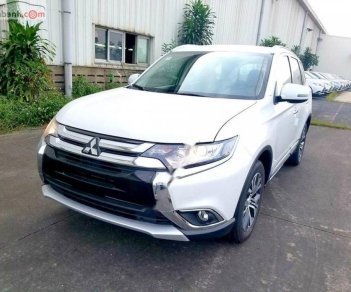 Mitsubishi Outlander 2.0 CVT 2018 - Cần bán Mitsubishi Outlander 2.0 CVT sản xuất 2018, màu trắng