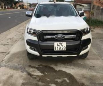 Ford Ranger   XLS  2015 - Cần bán gấp Ford Ranger XLS đời 2015, màu trắng, xe nhập số tự động