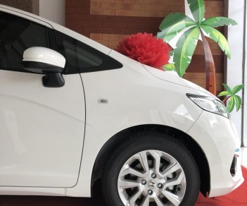 Honda Jazz V 2018 - Cần bán xe Honda Jazz 2018, màu trắng, nhập khẩu nguyên chiếc từ Thái Lan. Bán giá gốc trong tháng 11/2018