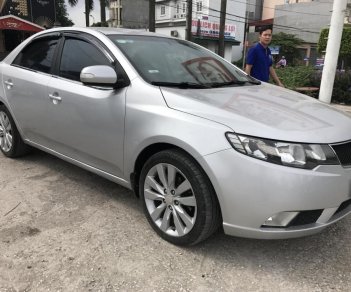 Kia Forte 2011 - Cần bán lại xe Kia Forte đời 2011 màu bạc, giá 330tr