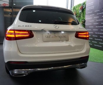 Mercedes-Benz GLC-Class GLC 250 4Matic 2018 - Bán Mercedes GLC 250 4Matic đời 2018, màu trắng