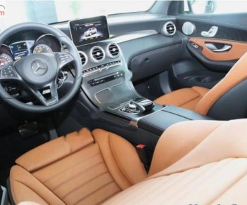 Mercedes-Benz GLC-Class GLC 300 4Matic 2018 - Bán Mercedes GLC 300 4Matic sản xuất năm 2018, màu đỏ