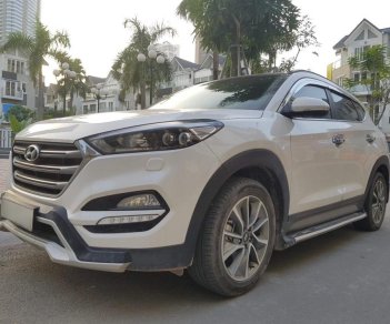 Hyundai Tucson 2018 - Cần bán Hyundai Tucson 2018, màu trắng, nhập khẩu