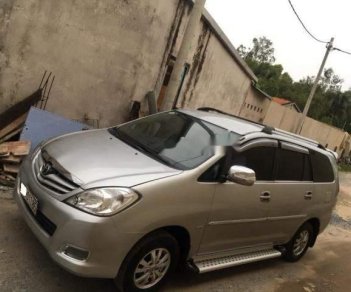 Toyota Innova  J 2006 - Cần bán Toyota Innova đời 2006, màu bạc, nhập khẩu