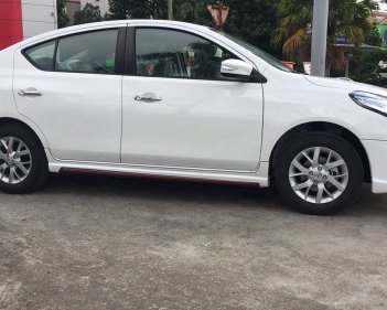 Nissan Sunny  XV 2018 - Bán ô tô Nissan Sunny XV đời 2018, màu trắng