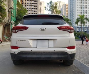 Hyundai Tucson 2018 - Cần bán Hyundai Tucson 2018, màu trắng, nhập khẩu