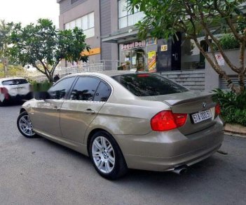 BMW 3 Series  320i 2010 - Cần bán xe BMW 320i đời 2010, màu bạc, nhập khẩu nguyên chiếc