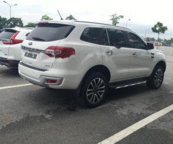 Ford Everest Titanium 2.0L 4x4 AT 2018 - Cần bán Ford Everest Titanium 2.0L 4x4 AT đời 2018, màu trắng, nhập khẩu