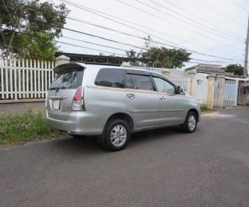 Toyota Innova 2.0G 2011 - Bán Toyota Innova 2.0G đời 2011, màu bạc ít sử dụng, giá chỉ 446 triệu